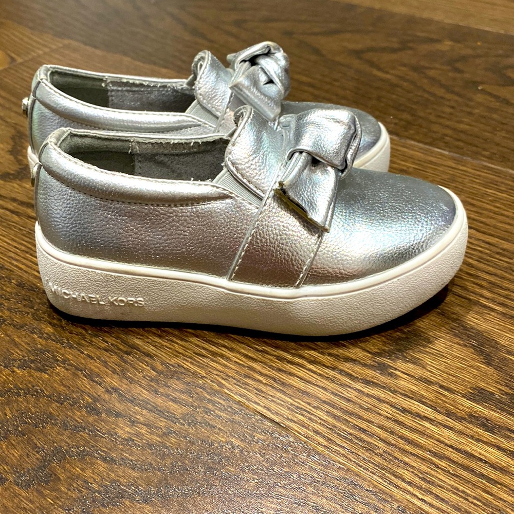 Baby shoes